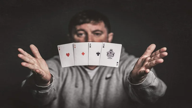 Casino Trực Tuyến 2026 Đăng Ký j88banca88 Nhận Thưởng 2026 | man, magician, magic tricks, playing cards, magician, magician, magician, magician, magician